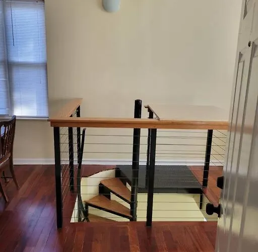 Apartment Charming 3bd 2bth Apartment--private