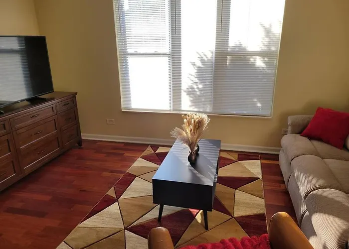 Charming 3bd 2bth Apartment--private Apartment